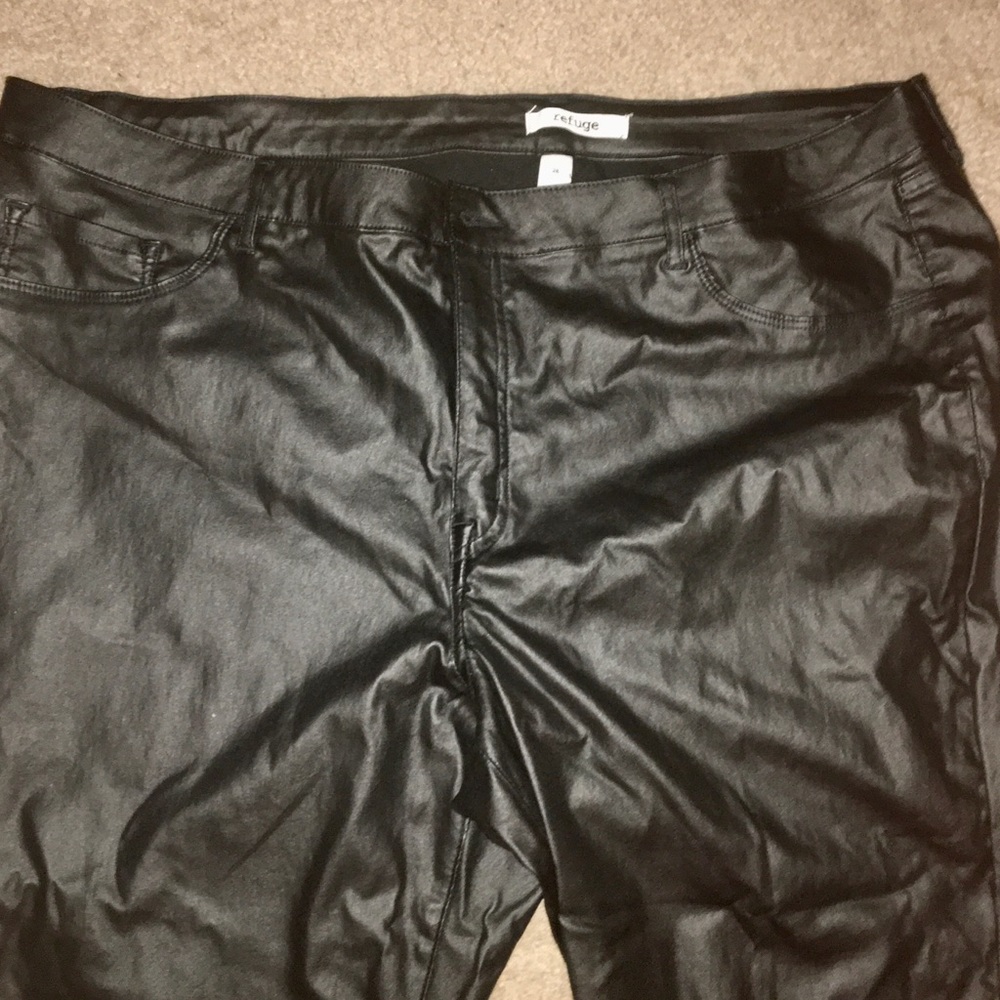 Plus Size Vegan Stretch Leather Pants